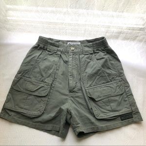 Columbia High Waisted Cargo shorts size 8